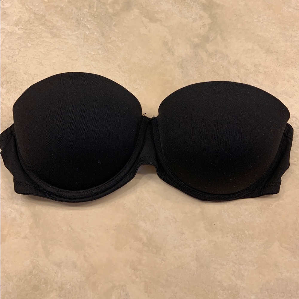 Victoria’s Secret Black Strapless Push-up Bra